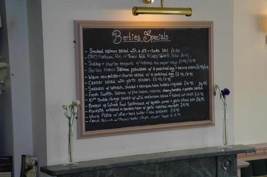 Berties Hotel Romsey Ngoại thất bức ảnh